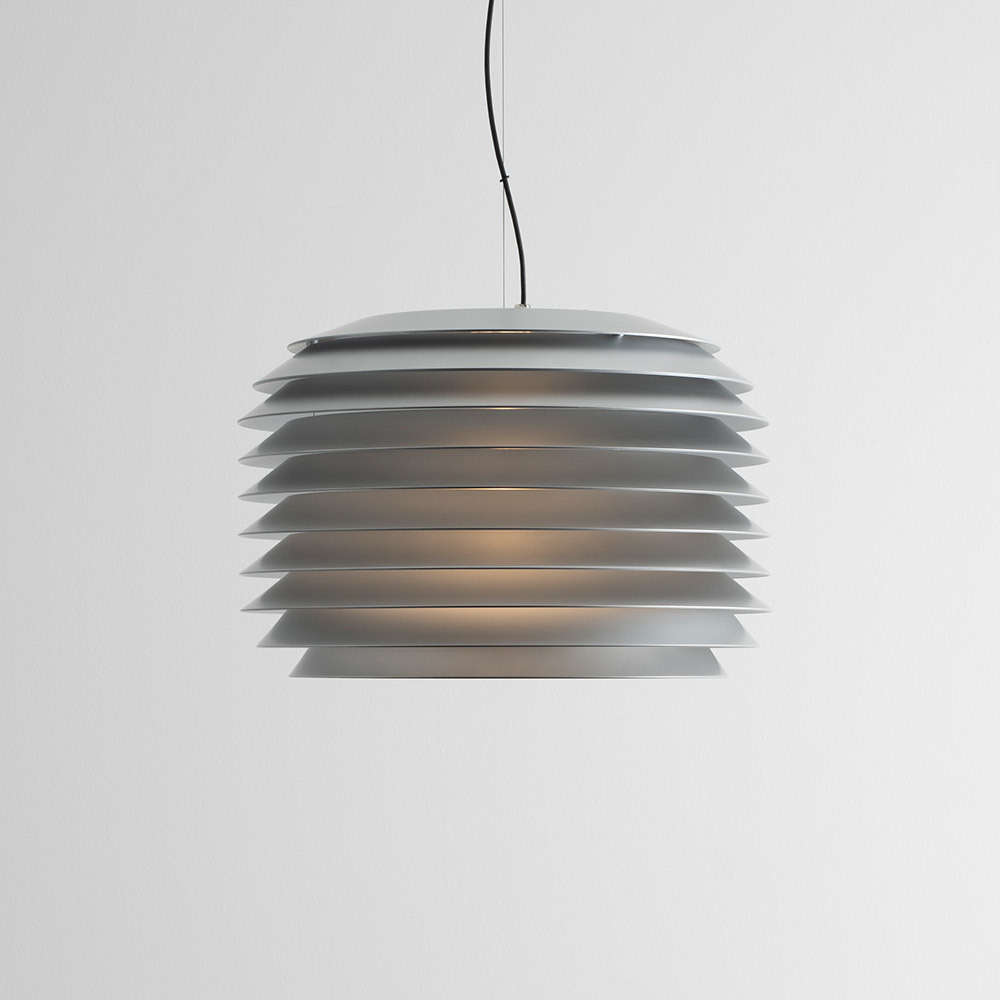 Slicing outdoor pendant lamp with grey shade made of overlapping horizontal slats.