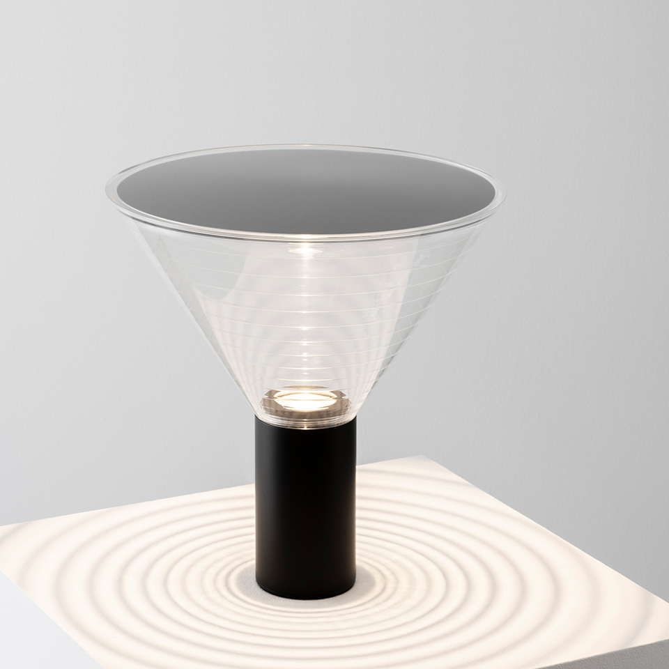 Look at Me - Table - Black with Transparent Diffuser