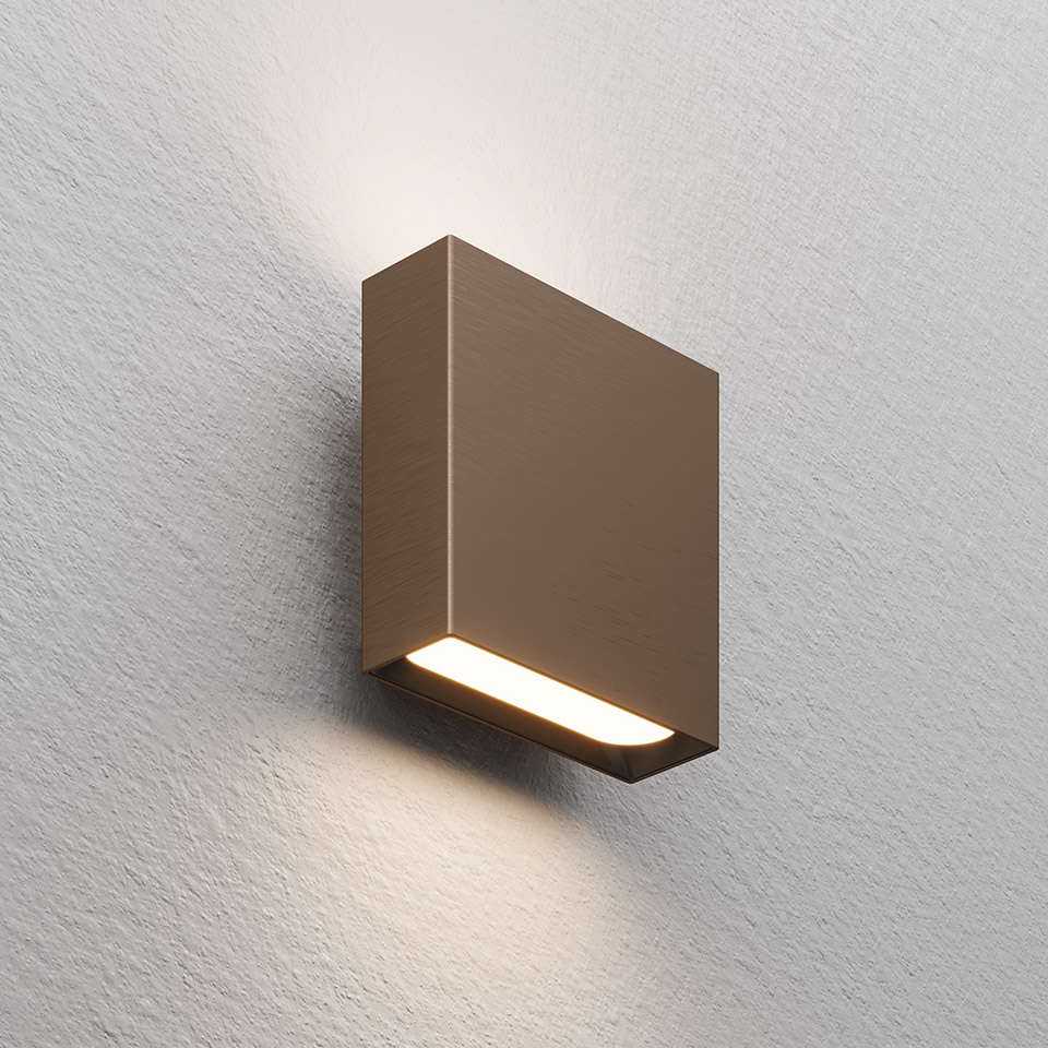 Agathe - 2700K - Brushed Bronze