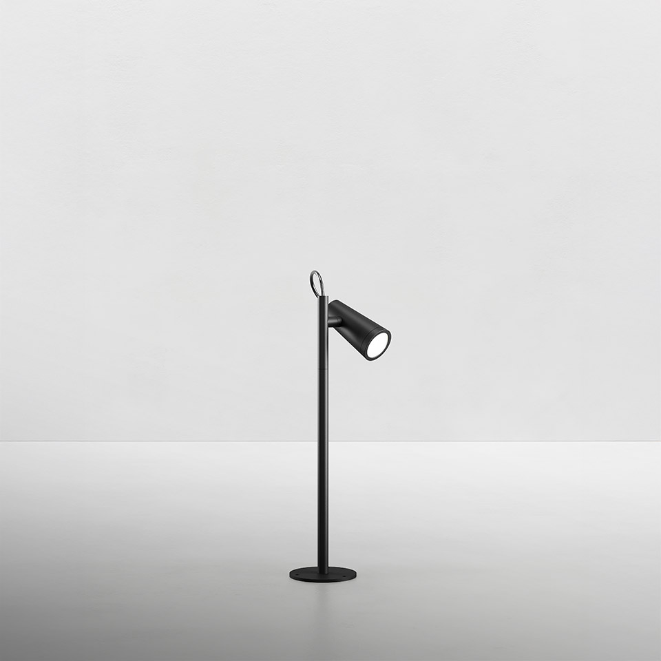 Conus - Bollard - 450 - Matte Black