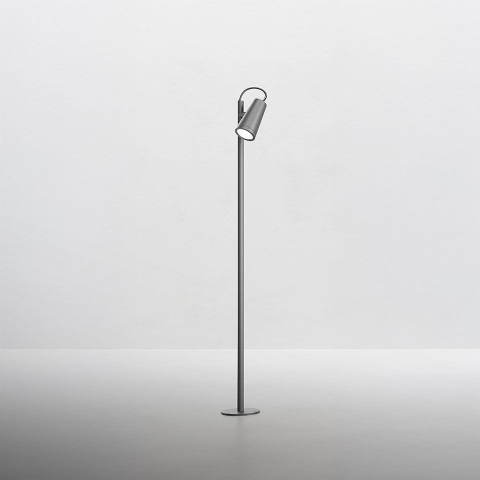 Conus - Bollard - 900 - Silver