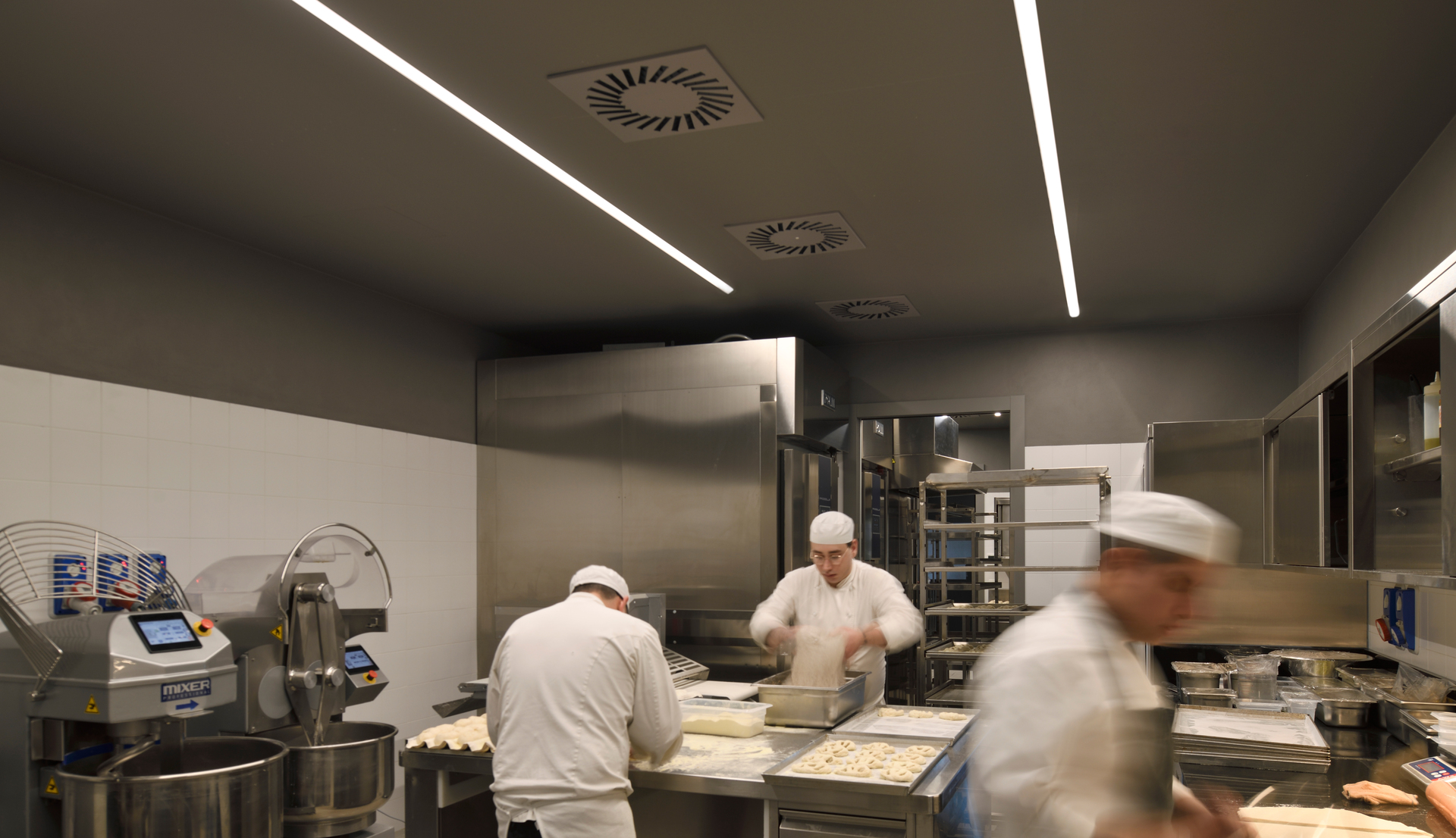 Image of the kitchen illuminated with A.24 Diffuse Emission.