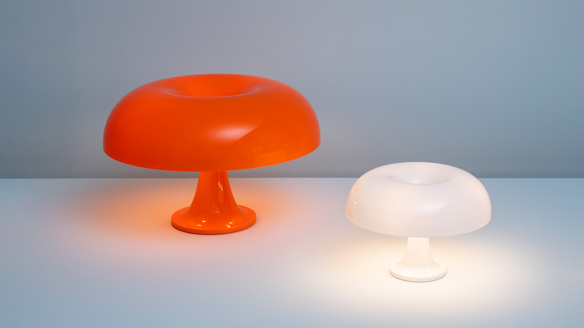 Tischleuchte, Nesso, orange, Ø54cm, H34cm - Artemide - Nedgis-Leuchten