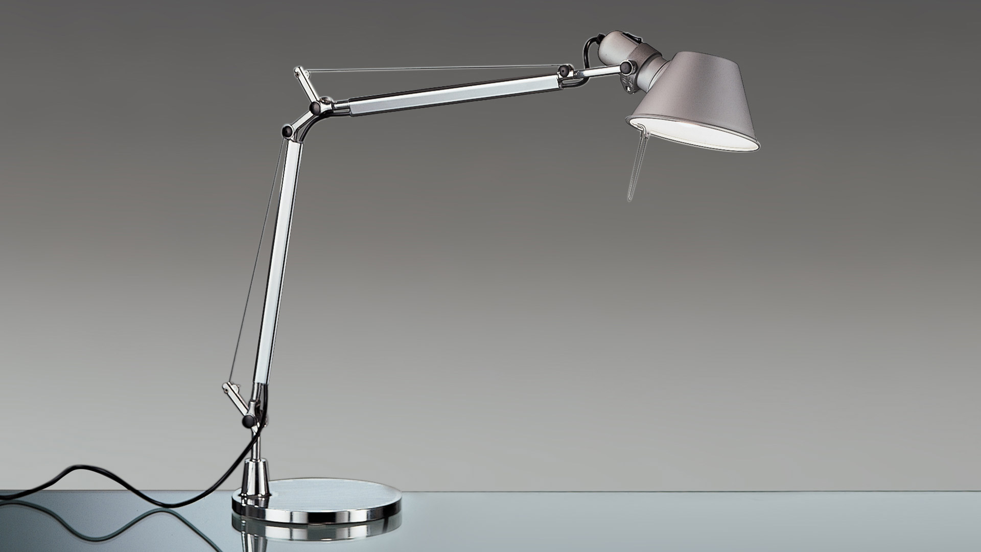 tolomeo mini desk lamp